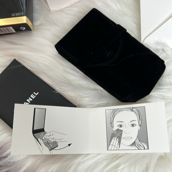 CHANEL Skincare Chanelmirrored Case With Blotting Papers Skin To